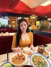 微胖大胸美女柔柔